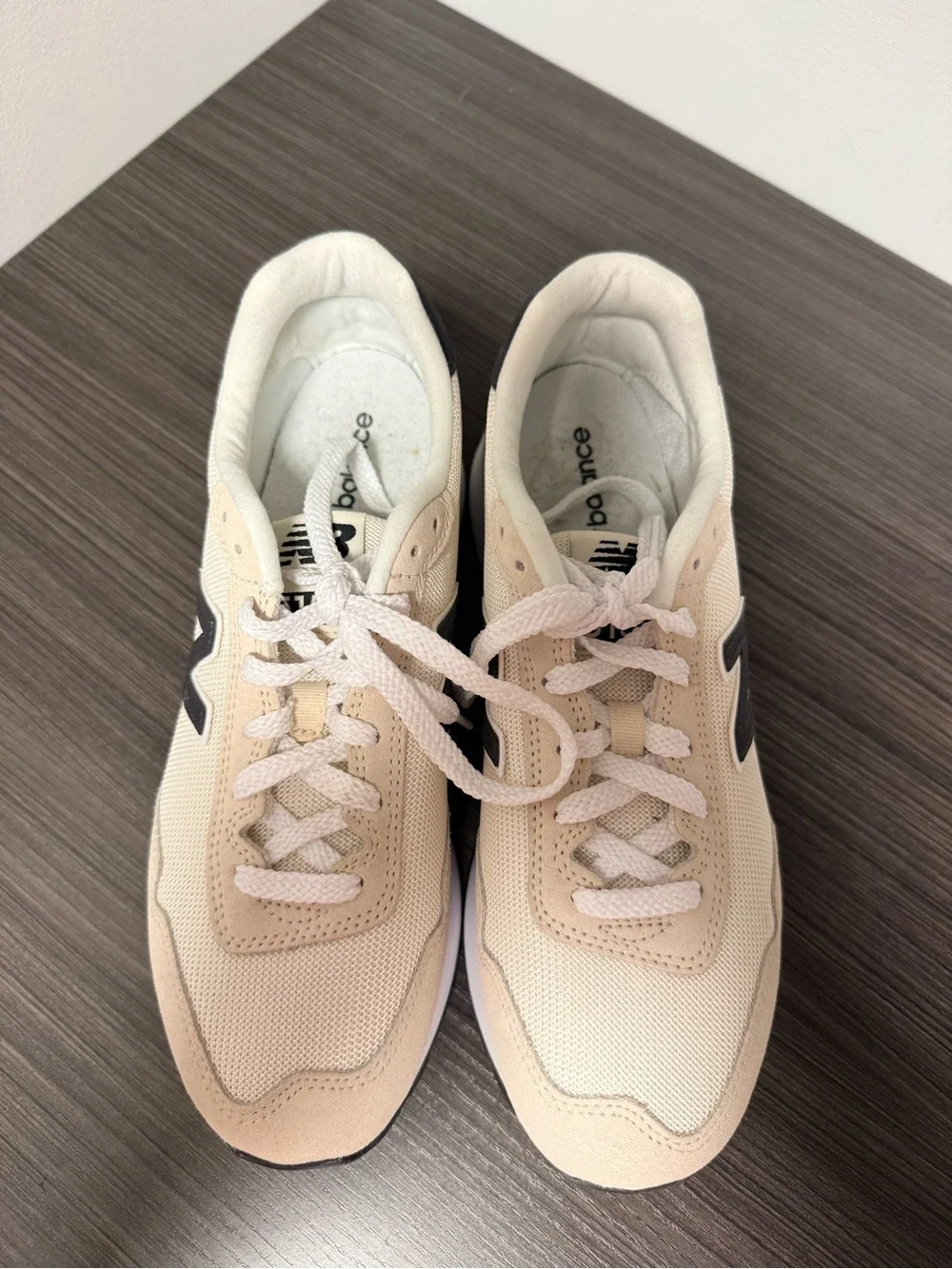 New Balance Beige and Cream Women's Casual Sneakers